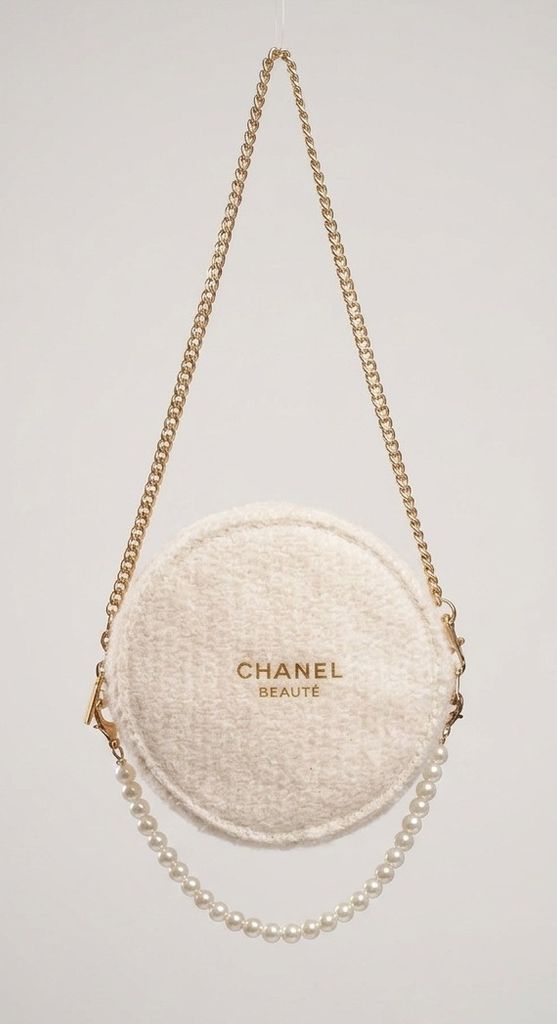 Chanel sling bag