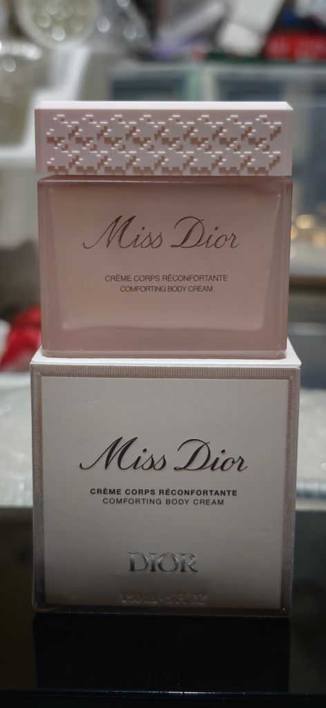 Ms. Dior Comforting Body Cream 21